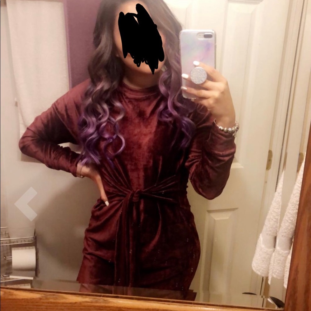 Long sleeve tie front dress